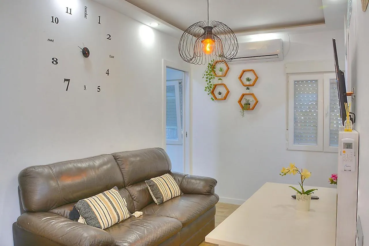 Family Apartment In Triana Siviglia