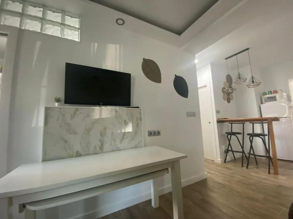 Family Apartment In Triana Siviglia